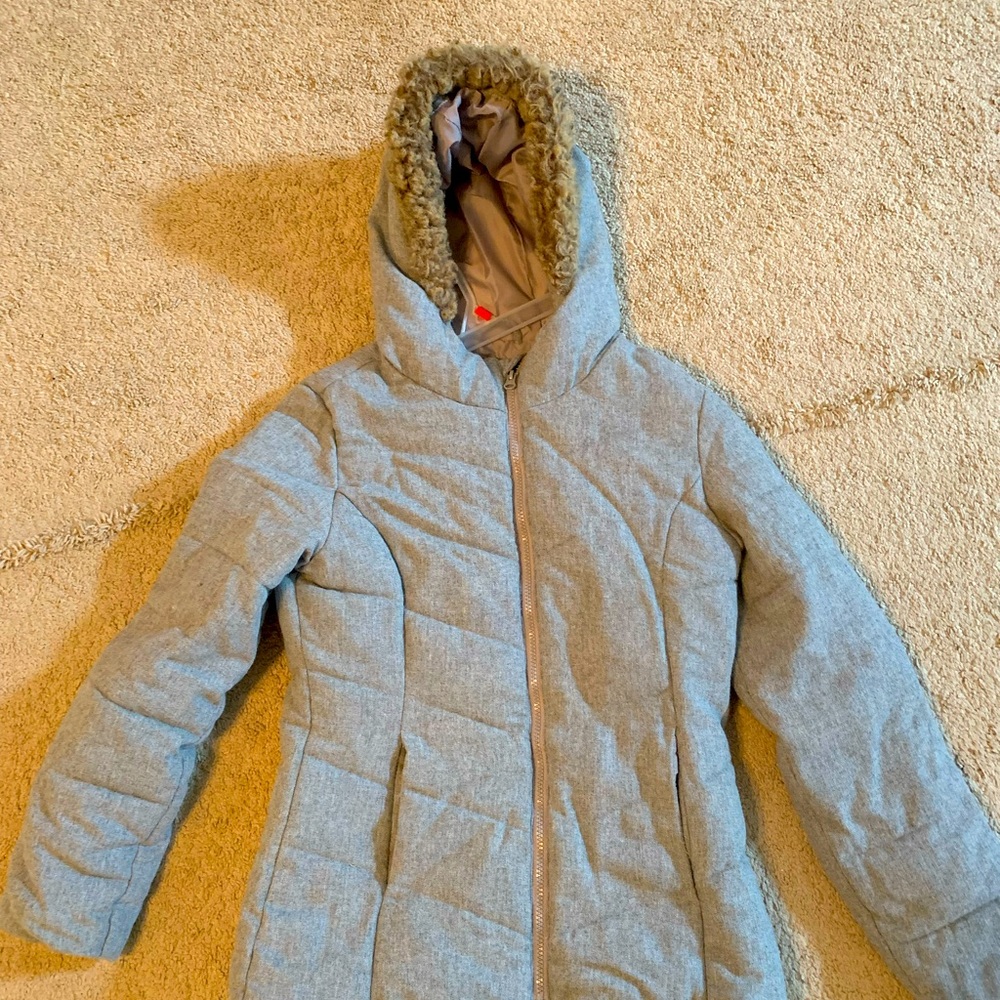 Gap girls coat size XS.
